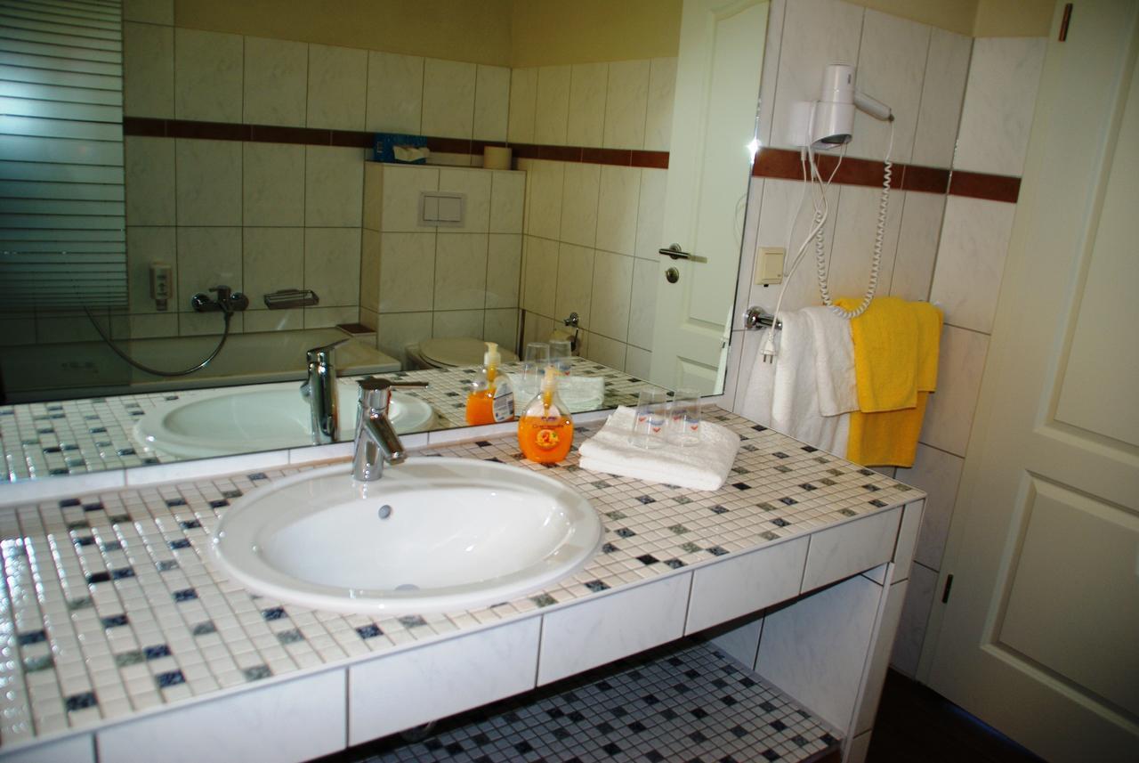 Landhotel Heidekrug Dohma Bilik gambar